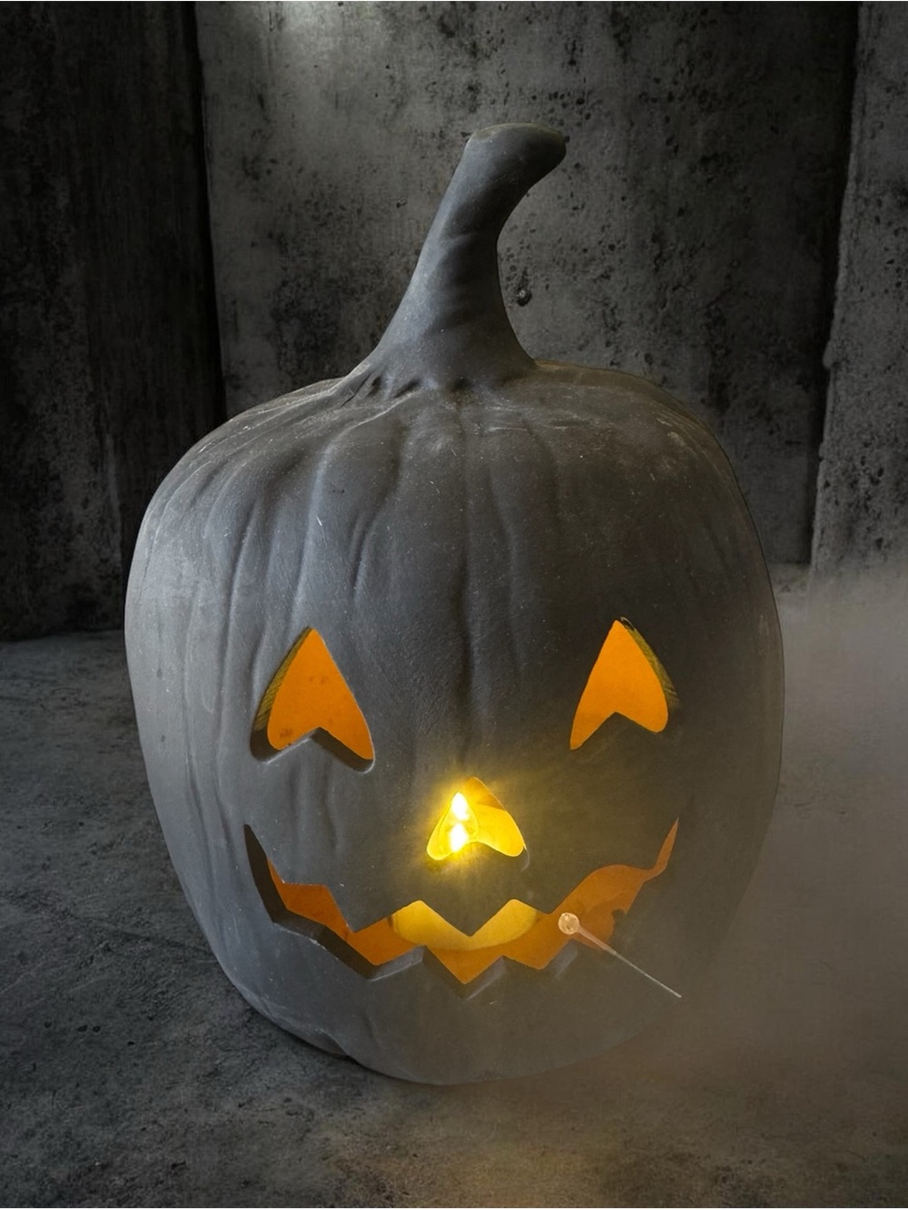 Gray/Black Light-Up Jack-o'-Lantern Pumpkin Decor